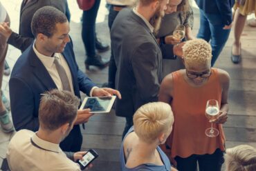 Why DMCs Still Matter in the Age of AI: and How Uniqueworld’s App Makes Their Strengths Even More Useful