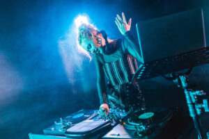 How much does hiring a DJ cost?