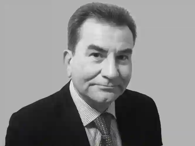 Christian Hobbs