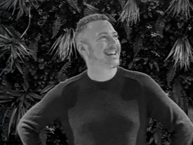 Christian Hobbs