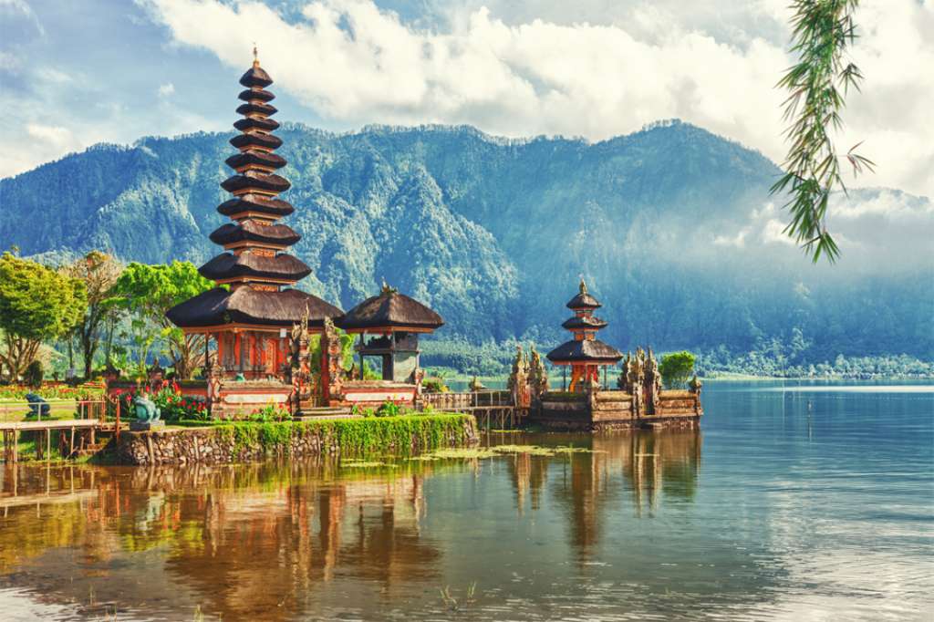 Puru Ulun Danu temple