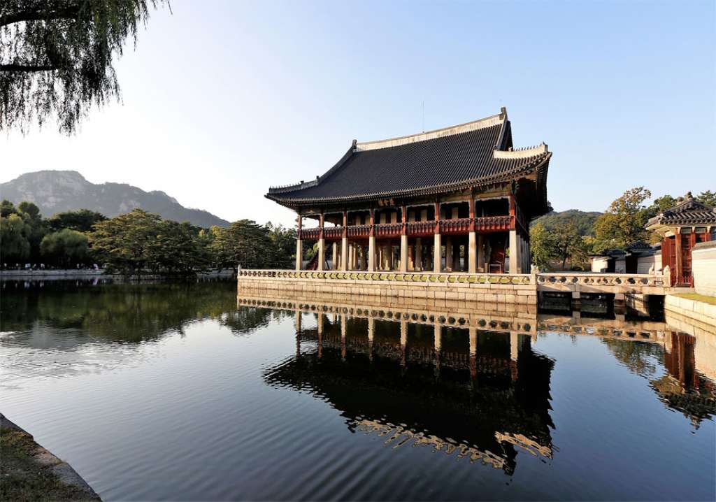 Gyeongbok Palace, Forbidden City